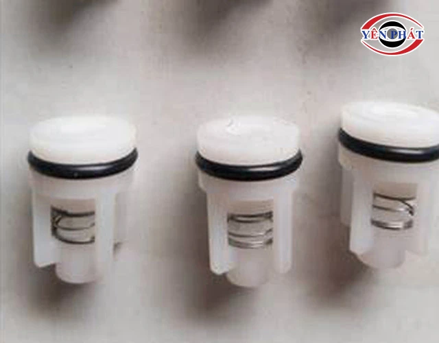 Van Một Chiều Máy Lỗi