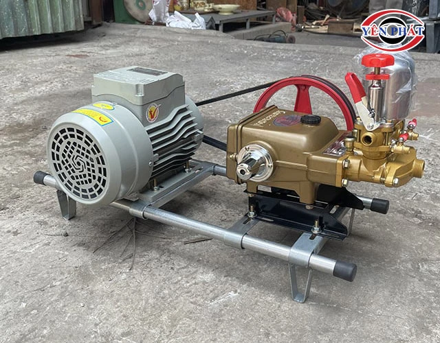 Sử dụng máy rửa xe mini 2HP