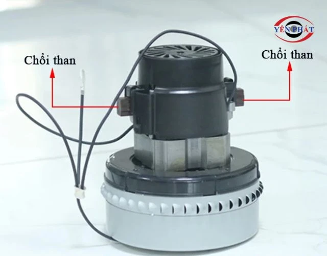 Motor chổi than có tốc độ quay từ 18.000 đến 25.000 RPM