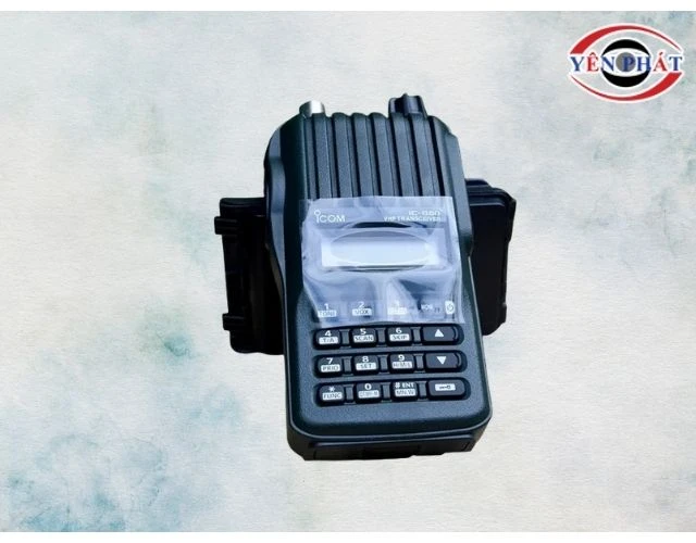 Bộ đàm Icom 3 - 10 triệu đồng