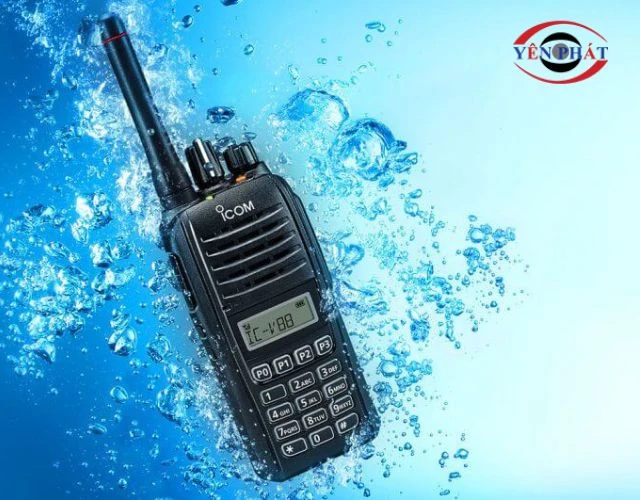 Bộ đàm bị rơi nước có sao không