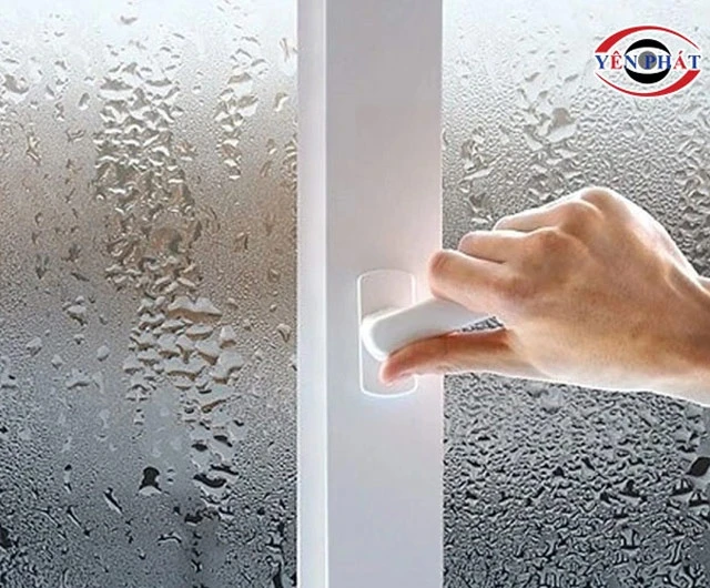 Đóng cửa khi dùng máy hút ẩm