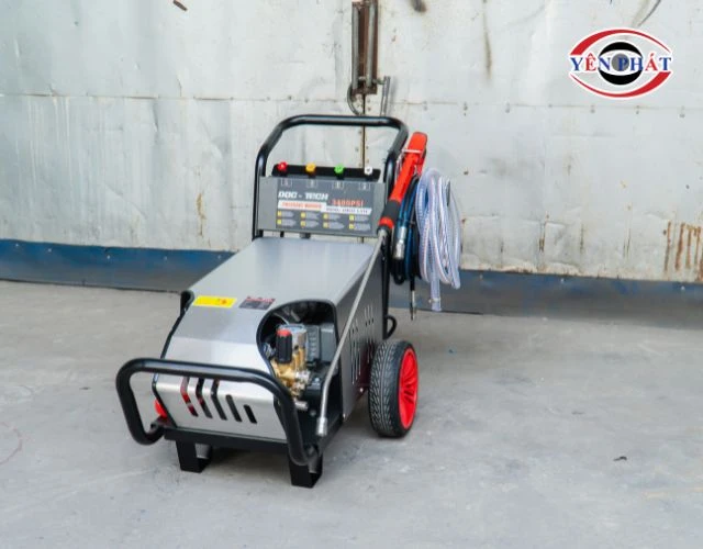 Máy rửa xe cao cáp DQC - TECH 20M32-5.5T4