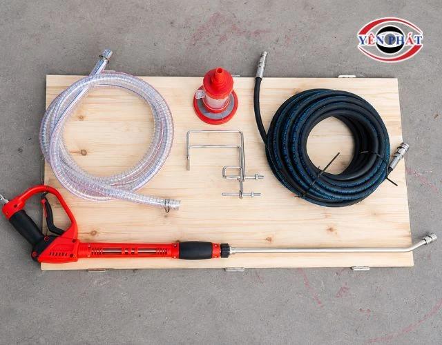 DQC - TECH 20M36-7.5T4 có sẵn đầy đủ phụ kiện đi kèm