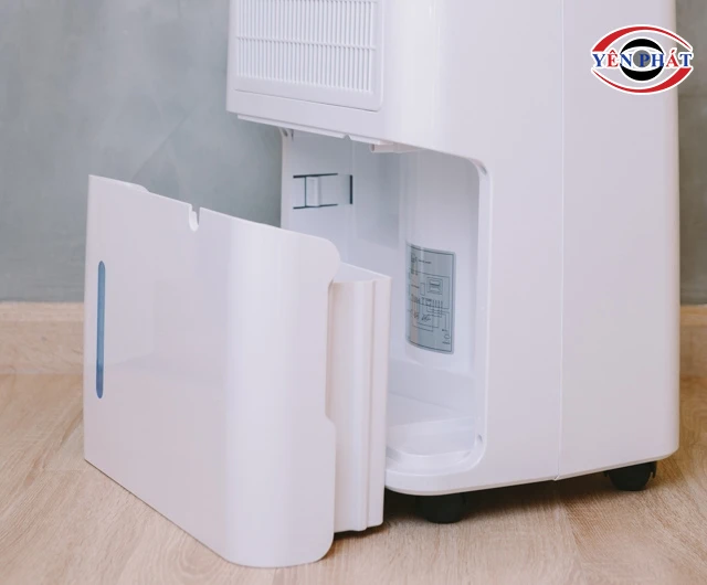 Hộp nước máy hút ẩm 24L
