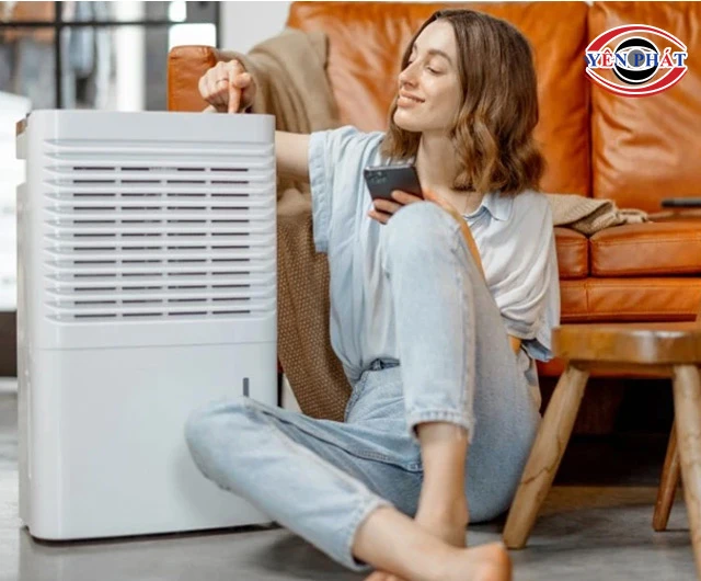 máy hút ẩm 24L dễ dùng