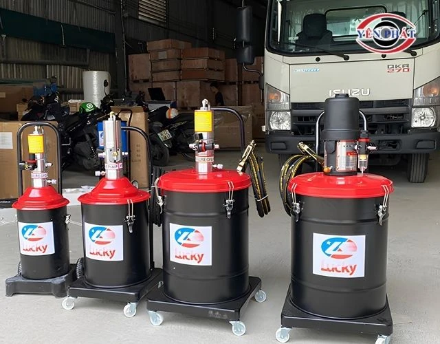 Máy cấp mỡ Lucky có nhiều dung tích khác nhau