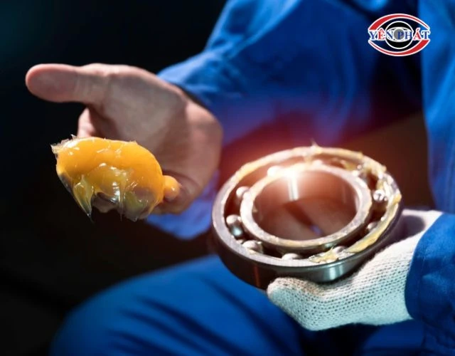 Lưu ý gì khi sử dụng mỡ bôi trơn vòng bi
