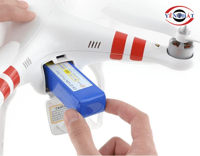 Bảo quản pin Flycam nơi khô thoáng