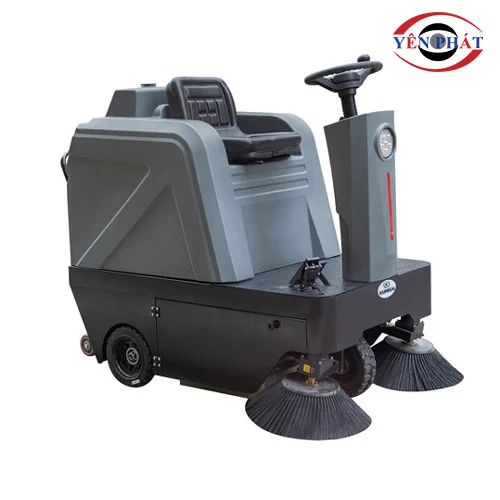 Xe quét rác ngồi lái nhà xưởng Kumisai KMS-1250E - Pin Lithium
