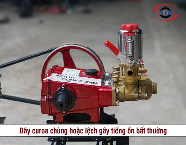 Dây curoa chùng hoặc lệch gây tiếng ồn bất thường