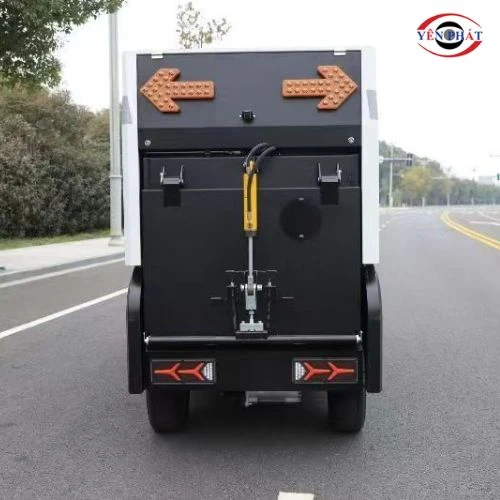 Xe quét rác công nghiệp ngồi lái Kumisai KMS-2000-M (Pin Lithium) 8