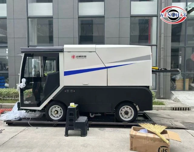 Mua xe quét rác ngồi lái Kumisai KMS-2000-M chính hãng, đủ bảo hành tại Yên Phát