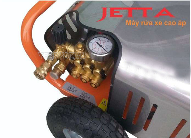Máy rửa xe ô tô cao áp JET120-3.0S4 có cấu tạo chắc chắn