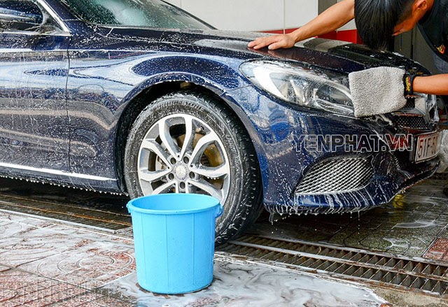 rửa xe ô tô kon tum