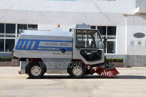 Rất nhiều công ty, xí nghiệp sử dụng xe quét rác