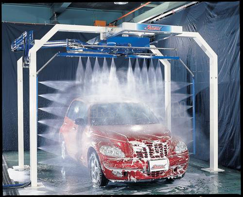 Giá máy rửa xe ô tô tự động bao nhiêu? Có đáng đầu tư không?