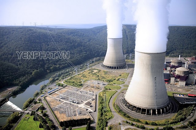 Tháp làm mát nhà máy điện hạt nhân
