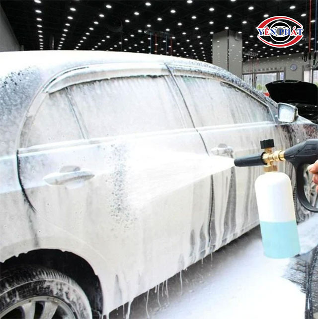 Cách sử dụng bình bọt tuyết rửa xe: Hiệu quả, Đúng chuẩn