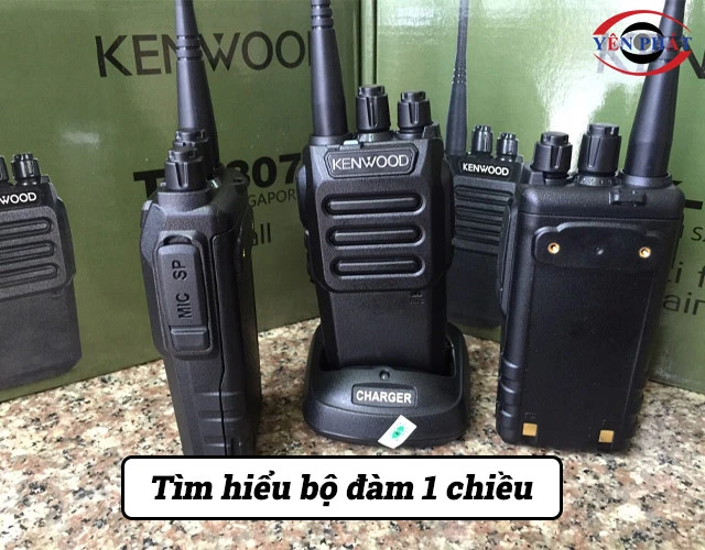 Bộ đàm 1 chiều là gì? Ưu - Nhược điểm, Ứng dụng thực tế