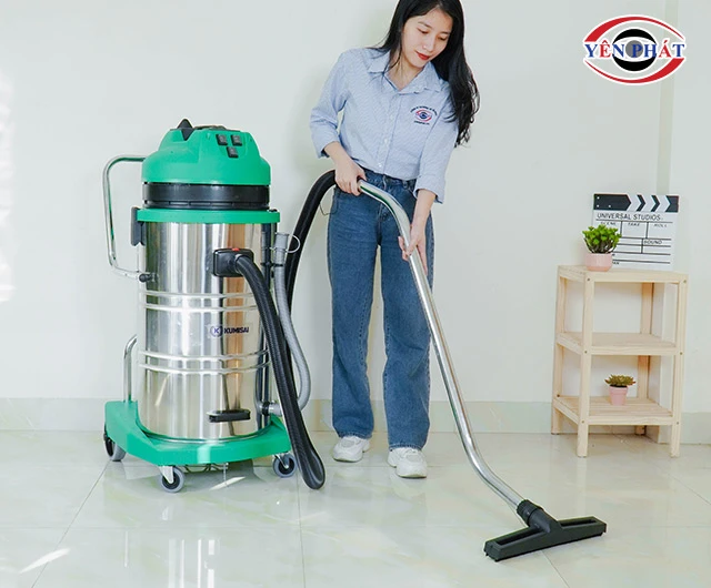 vận hành máy hút bụi công nghiệp