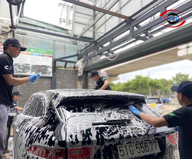 Rửa xe bình dân Đà Lạt