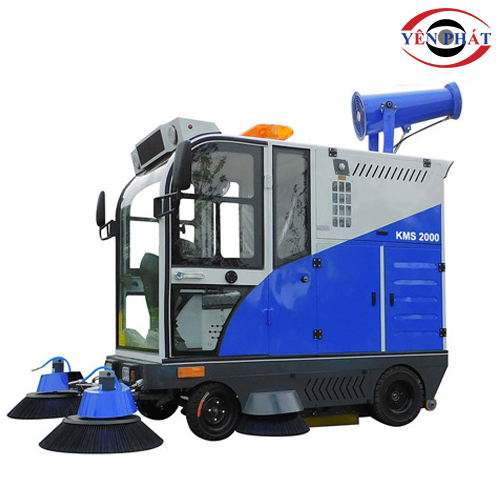 Xe quét rác ngồi lái Kumisai KMS 2000