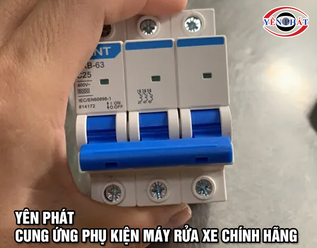 Bán At tô mát máy rửa xe