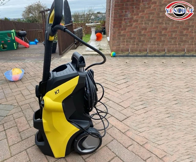 Máy xịt rửa xe Karcher K 7 Power Flex