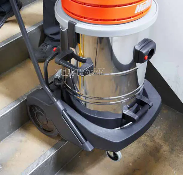 máy hút bụi công suất lớn thường được sử dụng trong công nghiệp, trường học, bệnh viện