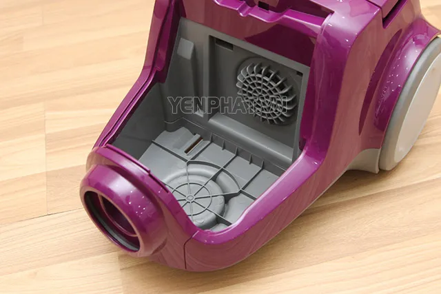 Nhớ vệ sinh cả phần ngoài motor của máy