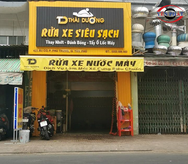 Biển hiệu tiệm rửa xe máy