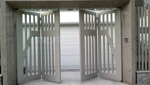 cửa cổng xếp 4 cánh - Điện Máy Yên Phát